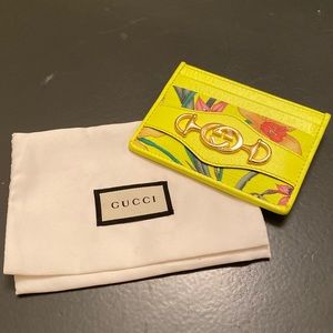 Gucci | Neon Yellow | Flora Card Case |